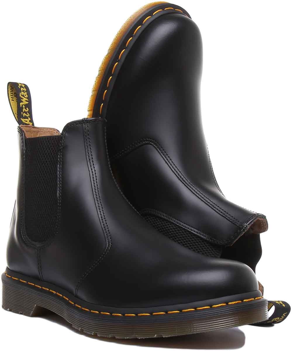 Dr. Martens Chelsea Ankle Boots - Black Smooth Black (Men's)