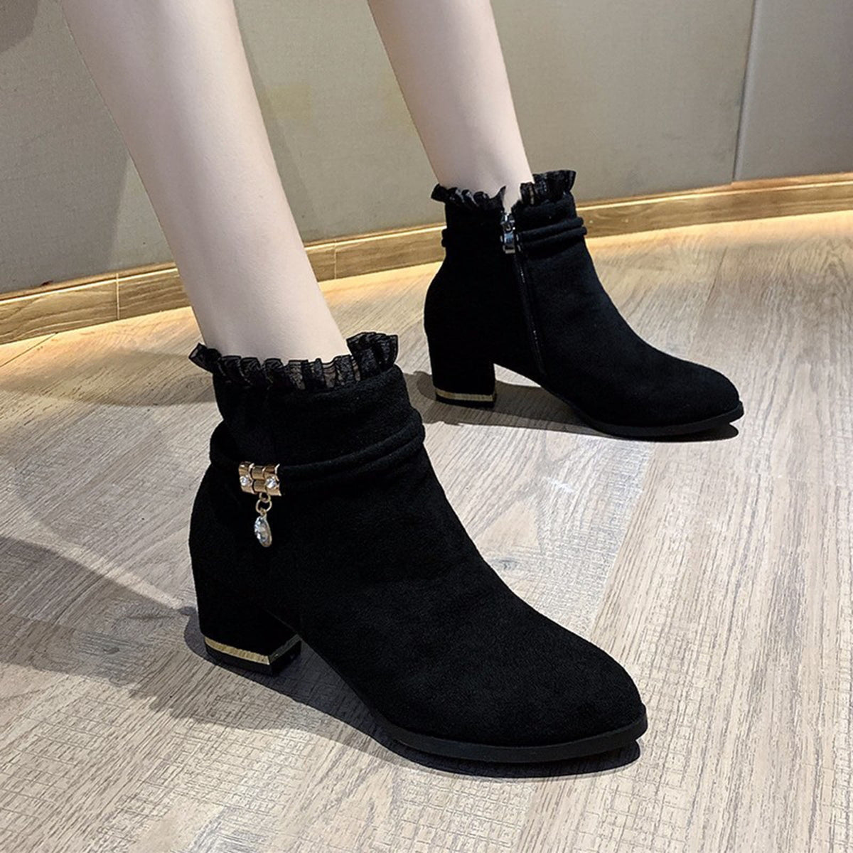 hopeusnice Women's Ankle Boots Chunky Block Low Heel Vintage Tie Knot Booties Shoes with Side Zipper Fashion Comfortable Fall Winter Shoes Black 37