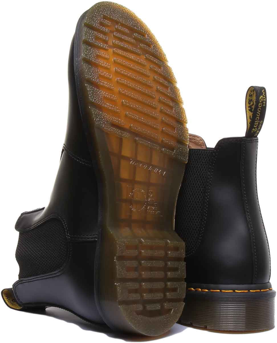 Dr. Martens Chelsea Ankle Boots - Black Smooth Black (Men's)