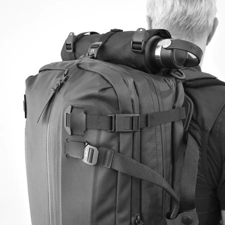 Black Ember : Water Bottle Holder
