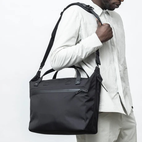 Black Ember : WPT Shoulder Tote