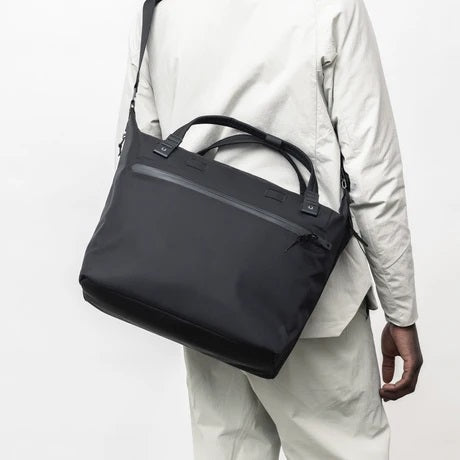 Black Ember : WPT Shoulder Tote