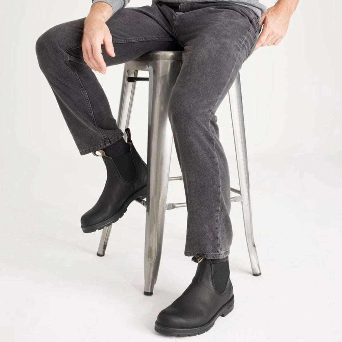 Blundstone 587 Unisex Classic Series Chelsea Boot for Men and Women with Shock Absorption and Premium Water Resistant Leather, Rustic Black, 8 US Men / 10 US Women / 7 AU - AUTHORIZED DEALER